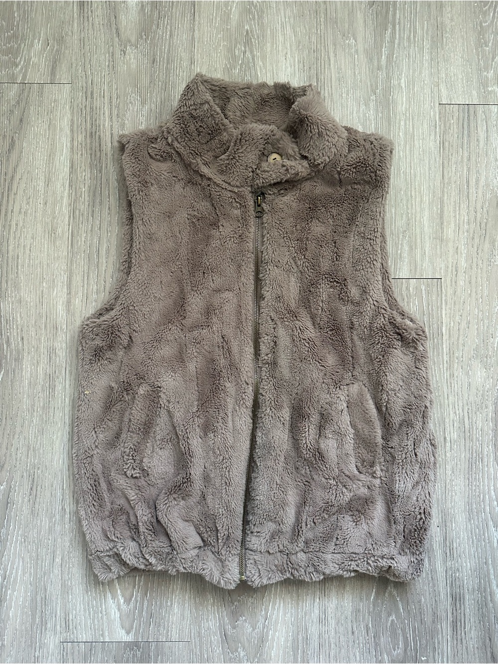 Sanctuary Brand Plush Zip Vest in Taupe Brown | y2k tuscan mom vibe